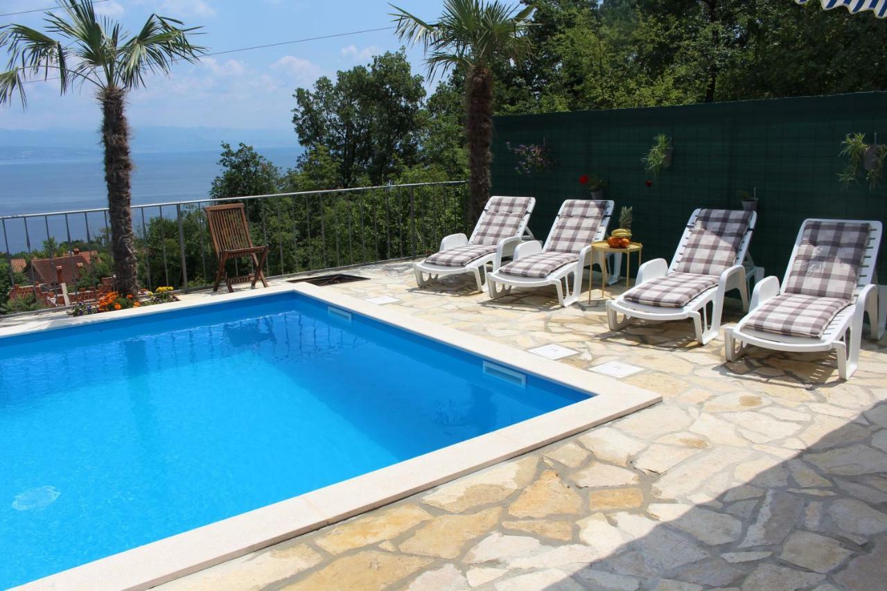 Apartments Kroatien Lovran Exterior photo